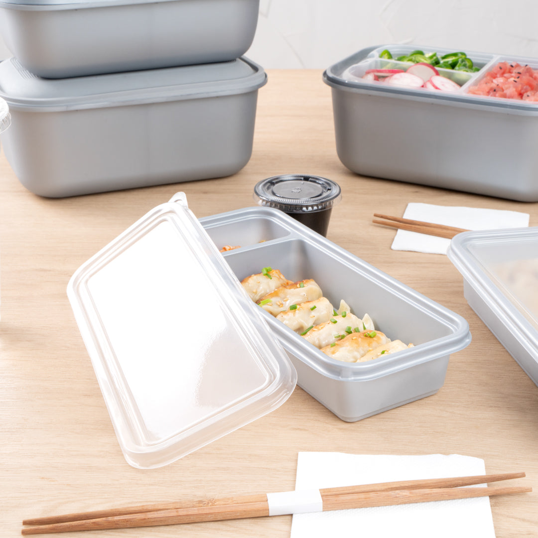 Futura 20 oz Silver Plastic 2-Compartment Catering Container - with Clear Lid, Microwavable - 8 3/4" x 3 3/4" x 1 3/4" - 100 count box