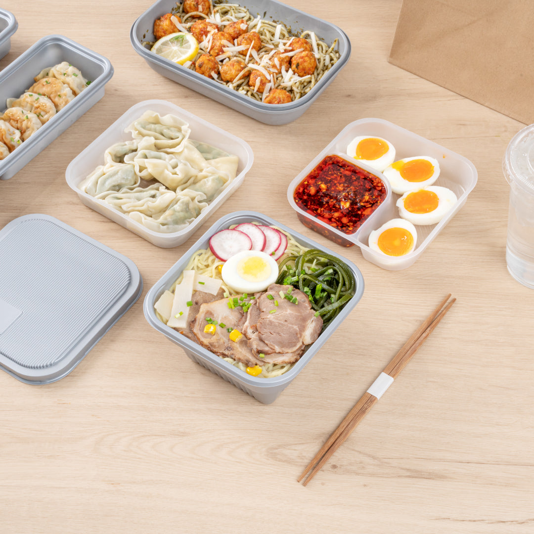 Futura 34 oz Silver Plastic Take Out Bowl - with Lid, Microwavable, Inserts Available - 6" x 6" x 3 1/4" - 100 count box