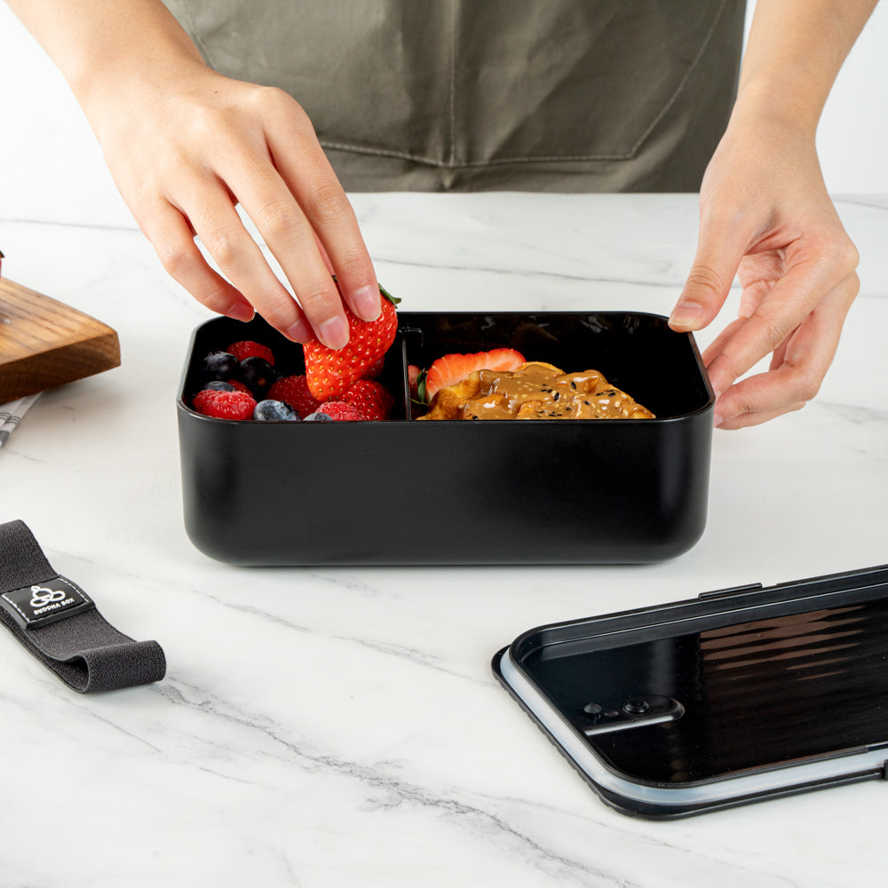 Bento Tek 34 oz Black Buddha Box Lunch Container - with Black Lid - 7 1/2" x 4 3/4" x 2 1/2" - 1 count box