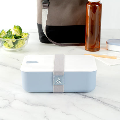Bento Tek 34 oz Blue Buddha Box Lunch Container - with White Lid - 7 1/2" x 4 3/4" x 2 1/2" - 1 count box