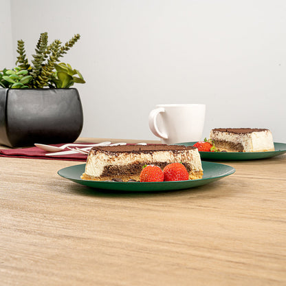 Moderna Round Forest Green Plastic Plate - 7 1/2" x 7 1/2" x 1/2" - 40 count box