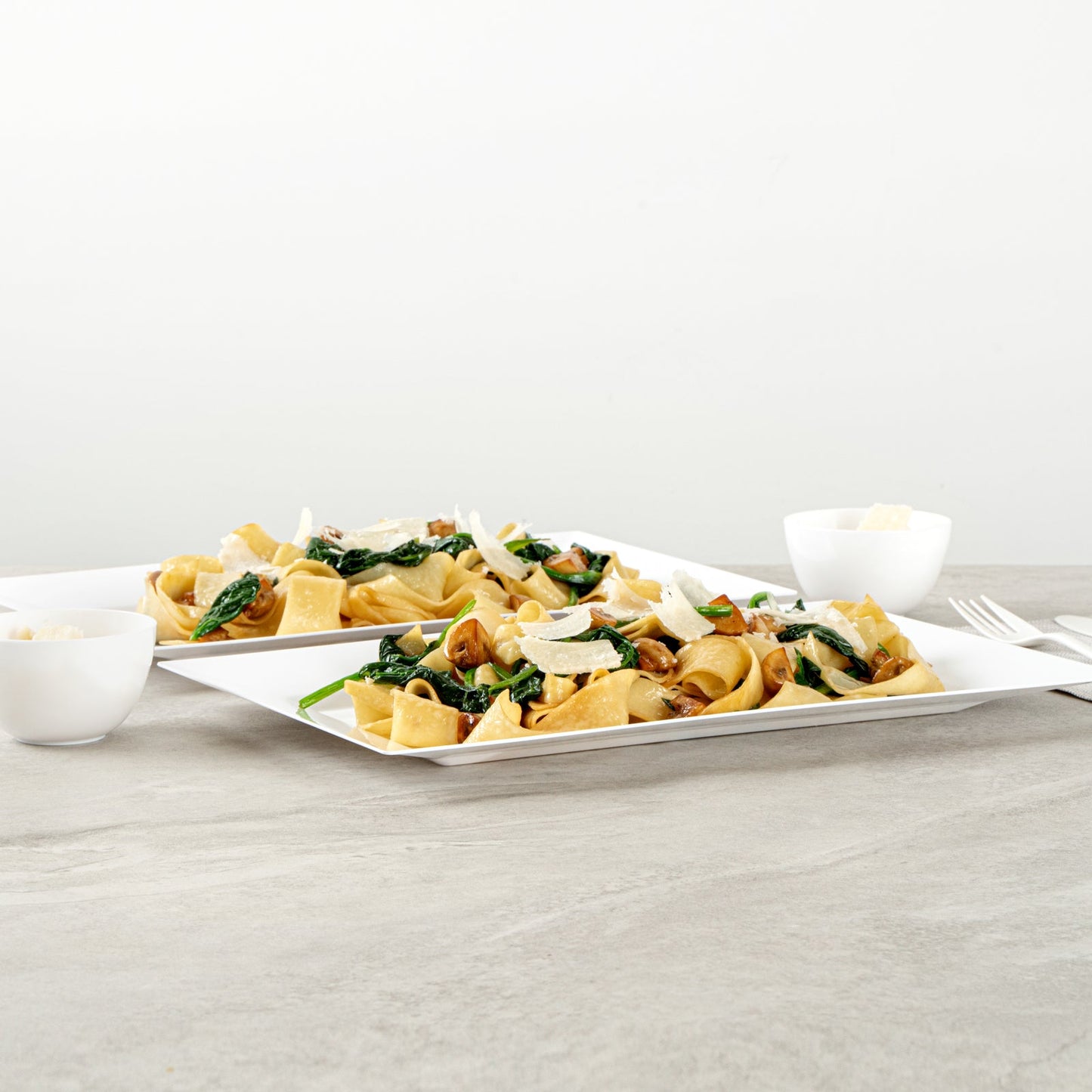 Moderna Rectangle White Plastic Plate - 12 3/4" x 8 1/4" x 3/4" - 10 count box
