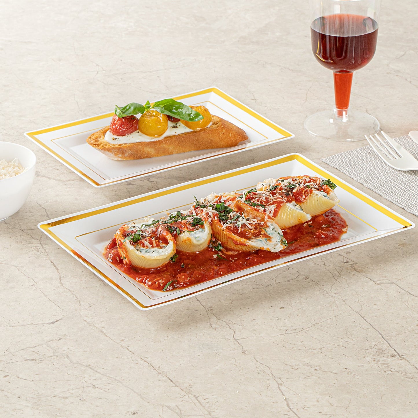 Moderna Rectangle White Plastic Gold-Rimmed Plate - 9 1/2" x 6 1/4" x 1/2" - 10 count box