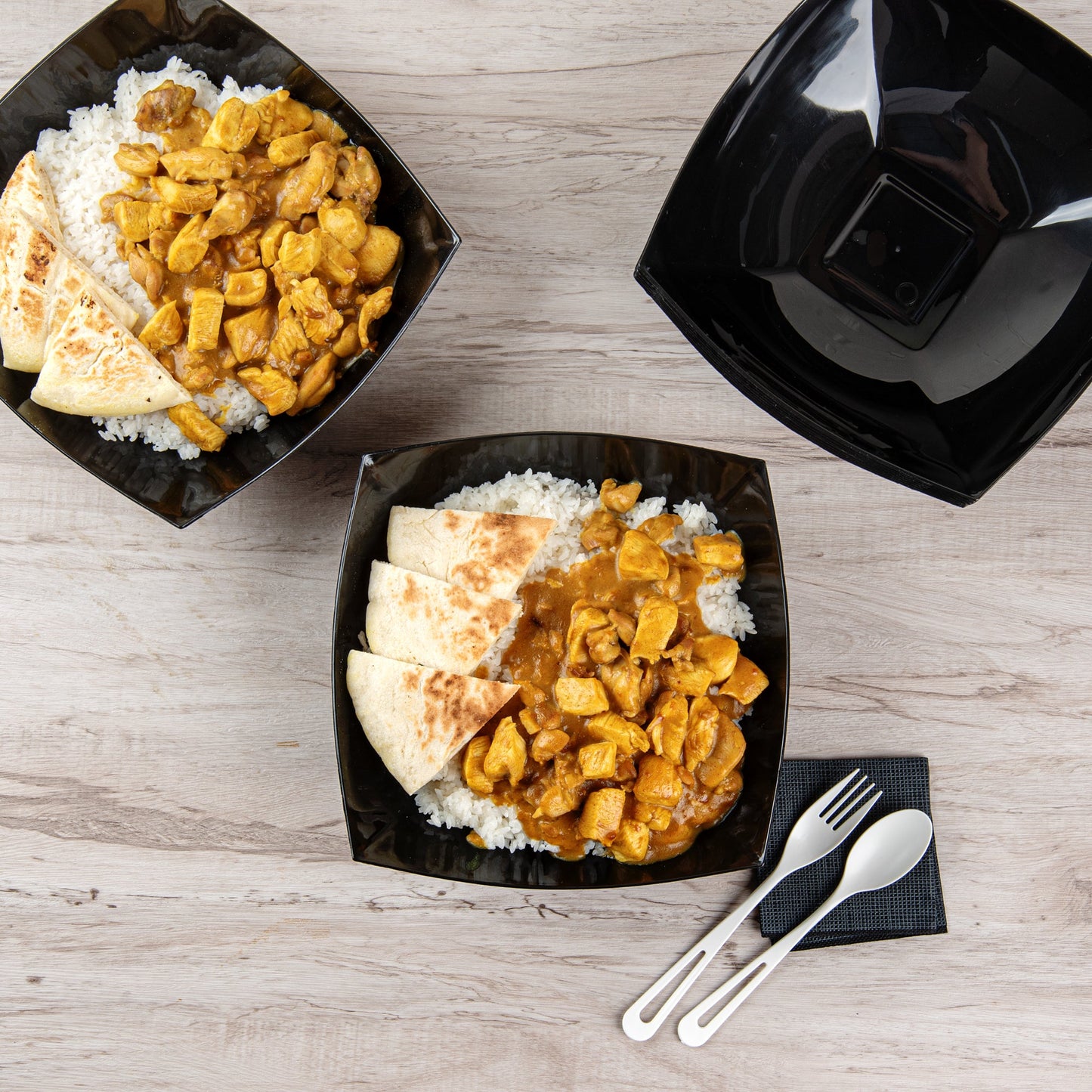 Moderna 64 oz Square Black Plastic Serving Bowl - 9 3/4" x 9 3/4" x 3" - 100 count box