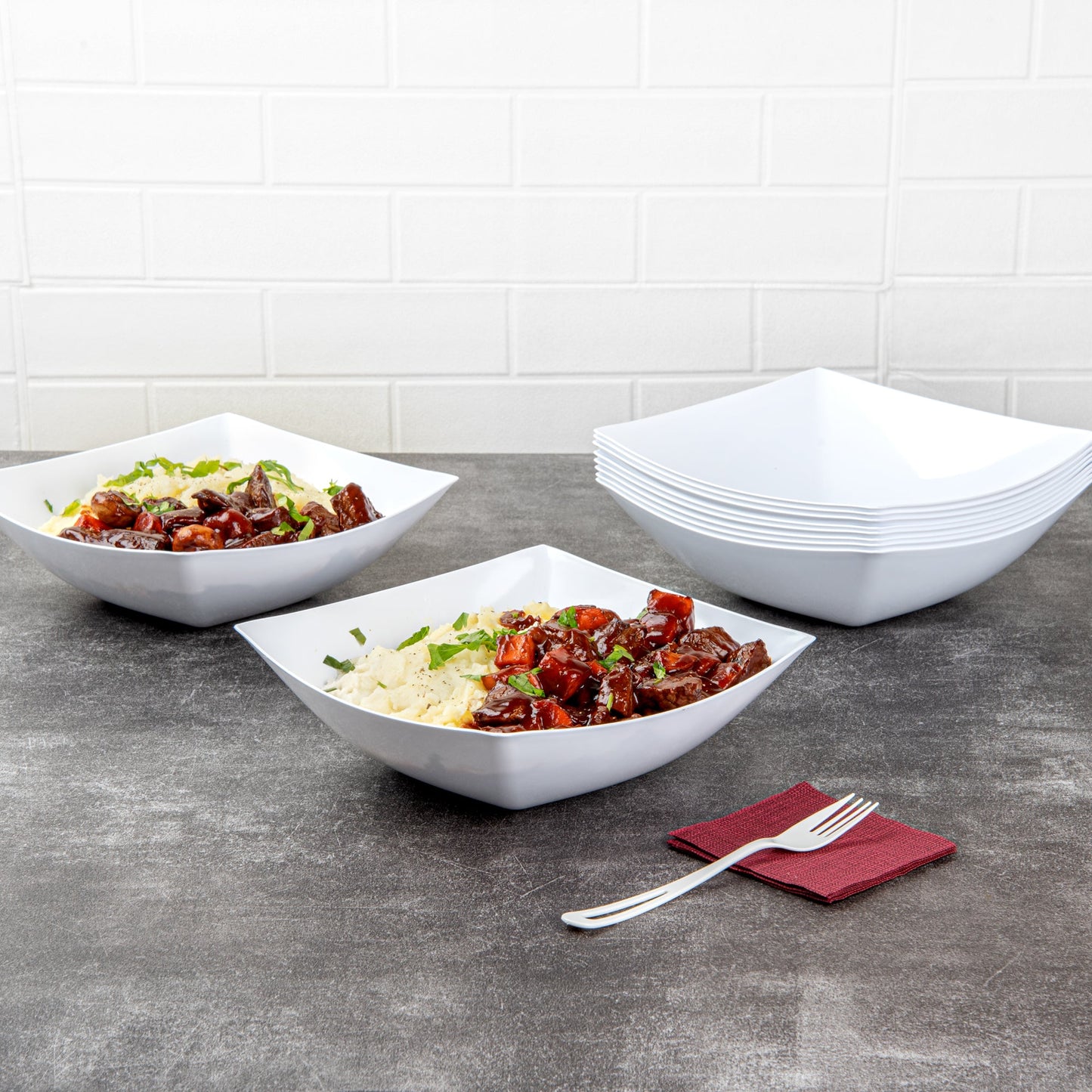 Moderna 64 oz Square White Plastic Serving Bowl - 9 3/4" x 9 3/4" x 3" - 10 count box