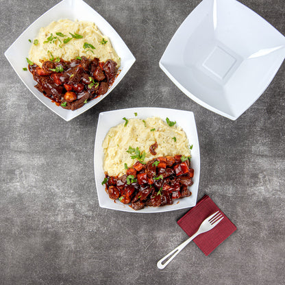 Moderna 64 oz Square White Plastic Serving Bowl - 9 3/4" x 9 3/4" x 3" - 10 count box