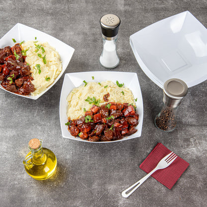 Moderna 64 oz Square White Plastic Serving Bowl - 9 3/4" x 9 3/4" x 3" - 100 count box