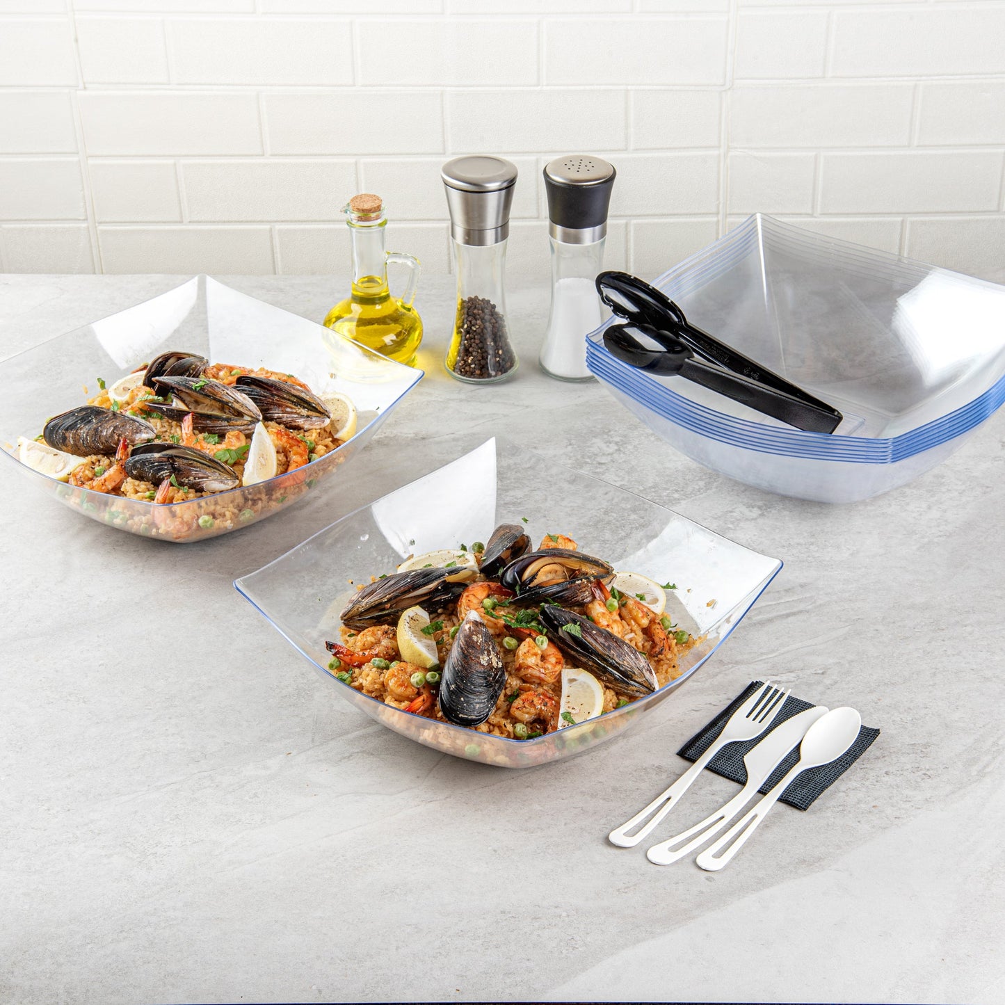 Moderna 128 oz Square Clear Plastic Serving Bowl - 12" x 12" x 4" - 10 count box