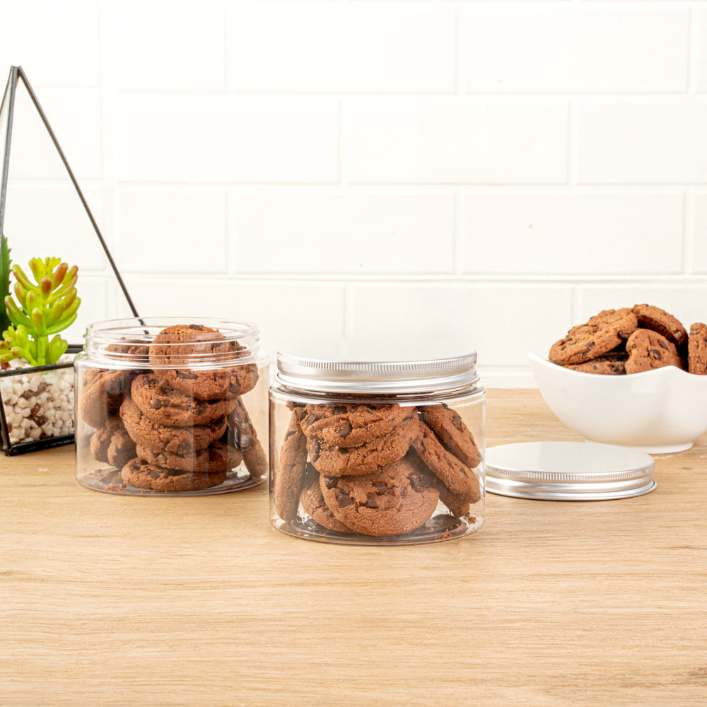 Chef 101 16 oz Round Clear Plastic Candy and Snack Jar - with Silver Aluminum Lid - 3 3/4" x 3 3/4" x 3" - 10 count box