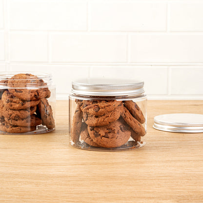 Chef 101 16 oz Round Clear Plastic Candy and Snack Jar - with Silver Aluminum Lid - 3 3/4" x 3 3/4" x 3" - 10 count box