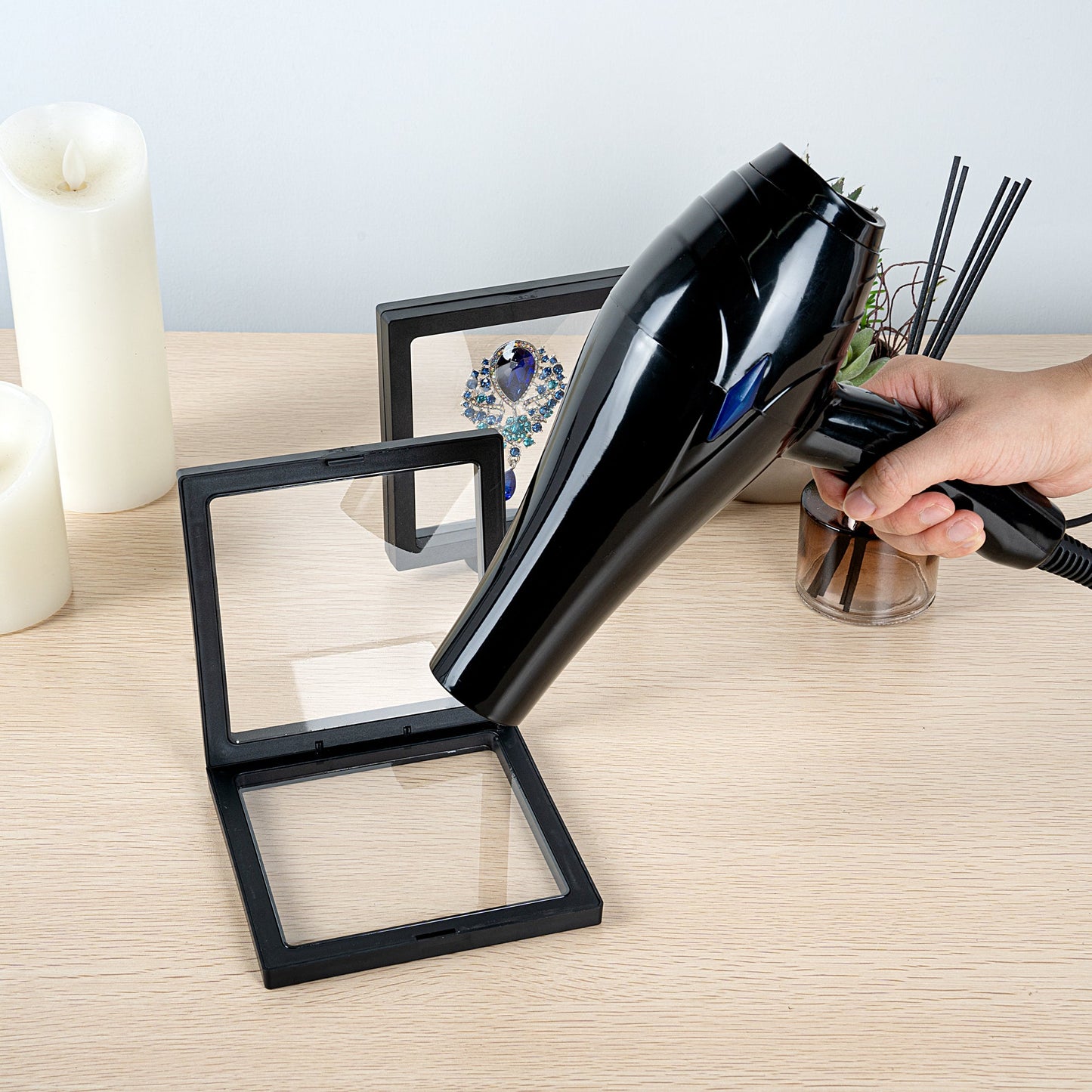 Display Tek Square Black Plastic 3D Floating Display Case - 5 1/2" x 5 1/2" x 3/4" - 10 count box