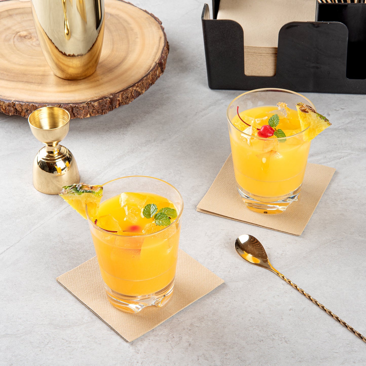 Bev Tek 14 oz Polycarbonate Old Fashioned Glass - Stackable - 3 3/4" x 3 3/4" x 4 1/4" - 48 count box