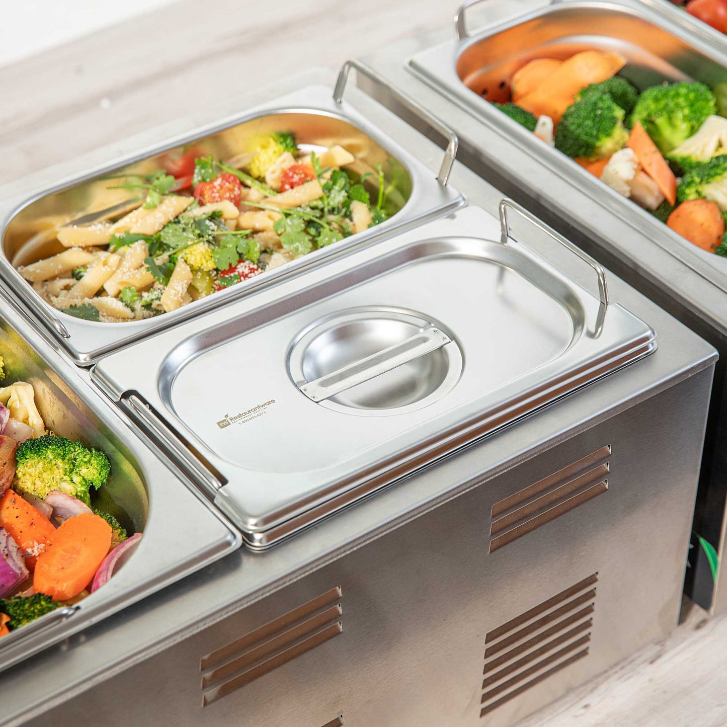 Met Lux Rectangle Stainless Steel Lid - Fits 1/4 Size Steam Table Pan - 1 count box