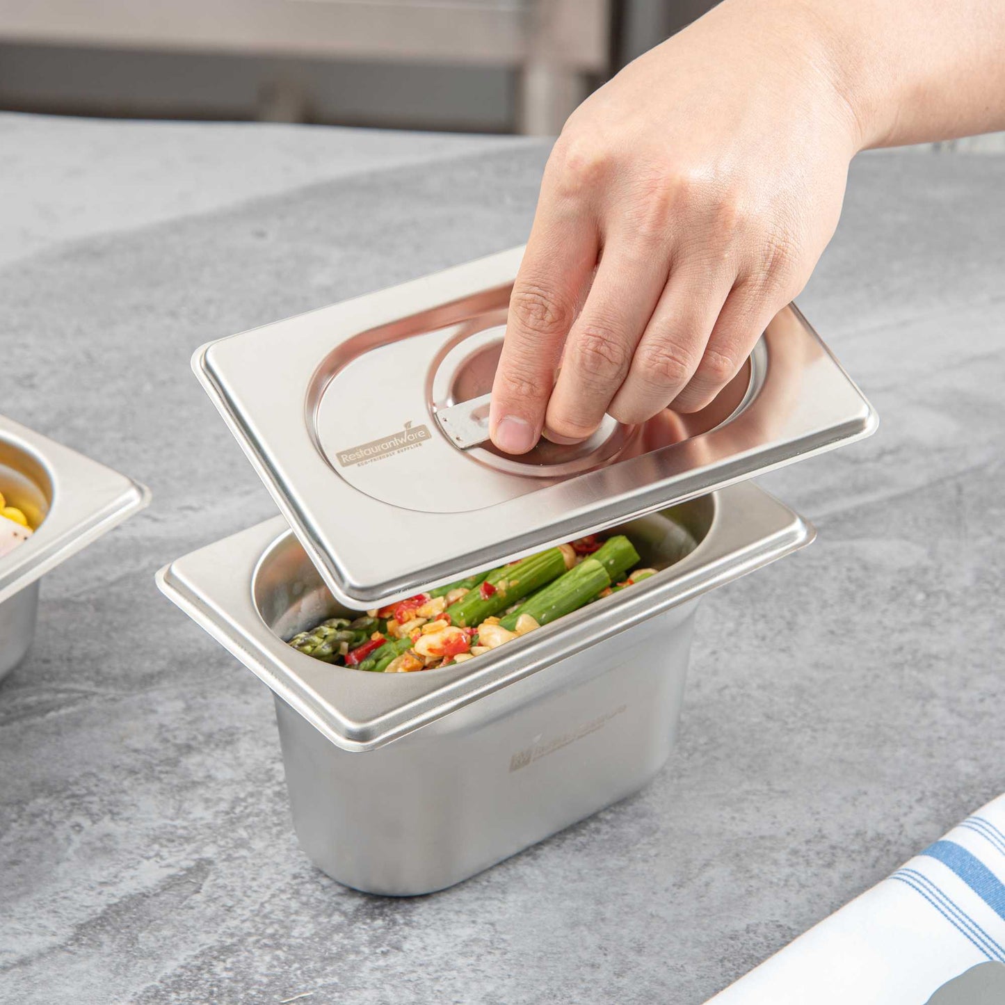 Met Lux Rectangle Stainless Steel Lid - Fits 1/9 Size Steam Table Pan - 1 count box
