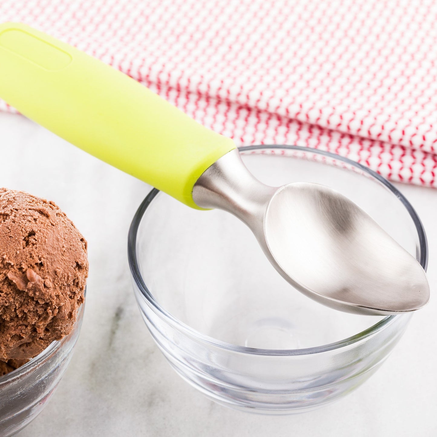 Met Lux Stainless Steel Ice Cream Scoop - Non-Slip, Rubberized Grip - 8 1/4" x 1 3/4" x 1" - 1 count box