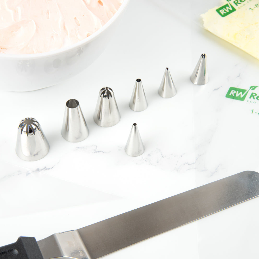 Pastry Tek Stainless Steel #5 Round Piping Tip - 3/4" x 3/4" x 1 1/4" - 1 count box