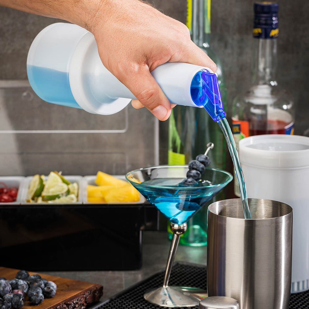 Bar Lux 0.5 qt Plastic Quick Pour Storage Container Bottle - with Blue Spout and Lid - 3 1/2" x 3 1/2" x 10 1/4" - 1 count box