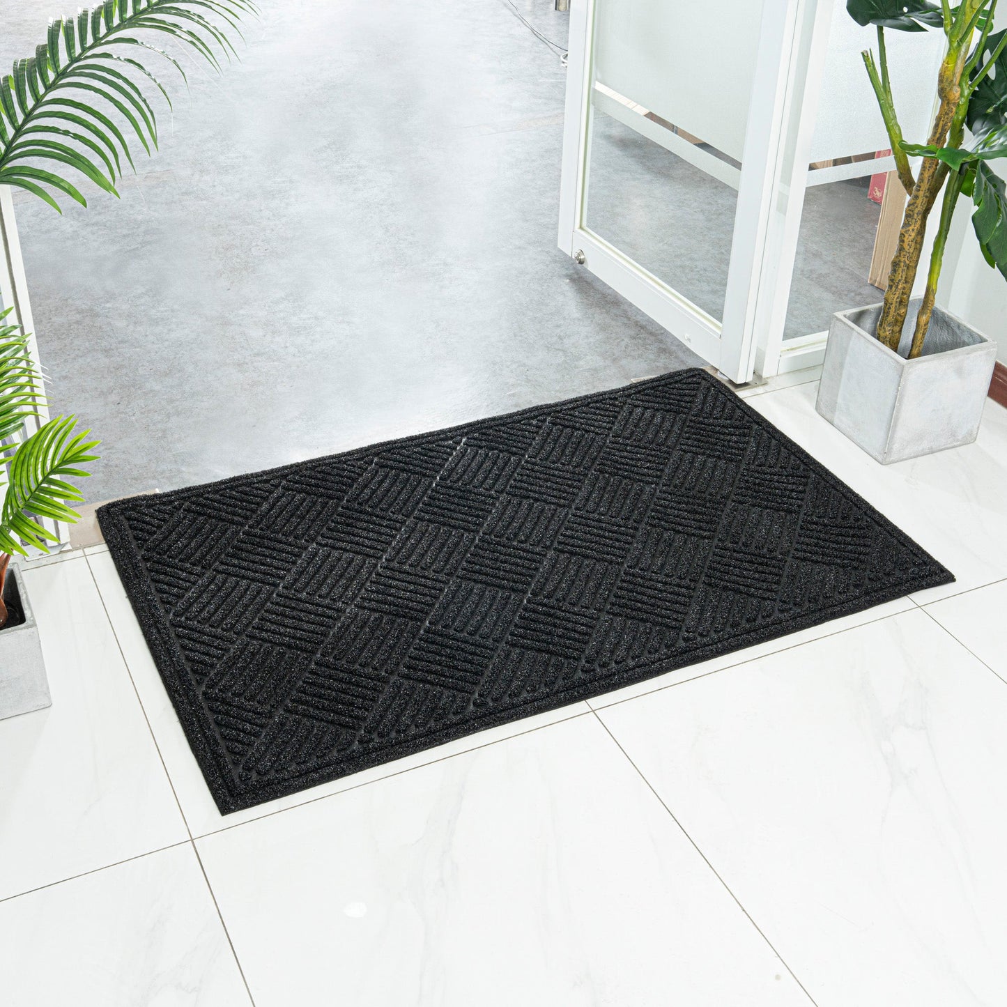 Comfy Feet Black Heavy-Duty Outdoor Floor Mat - Diamond - 60" x 36" - 1 count box