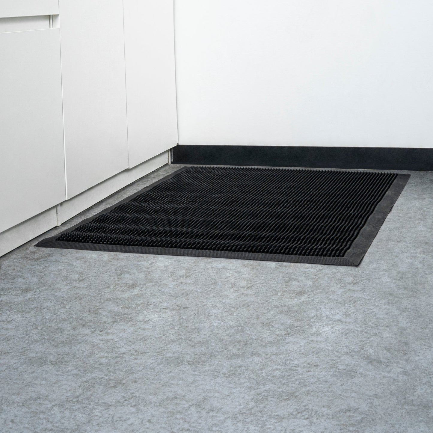Comfy Feet Black Rubber Floor Mat - Non-Slip - 36" x 24" - 1 count box