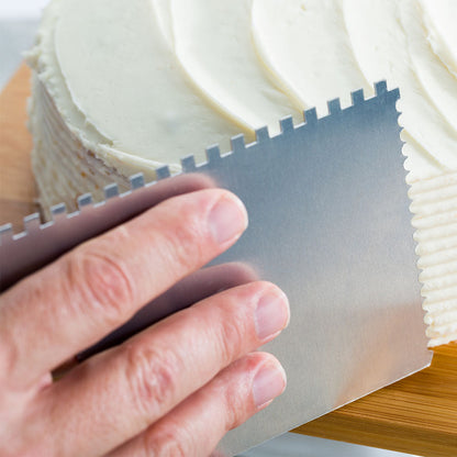 Pastry Tek 4-Pattern Metal Cake Scraper and Icing Comb with Combo Straight Edge - 6" x 3.8" - 1 count box