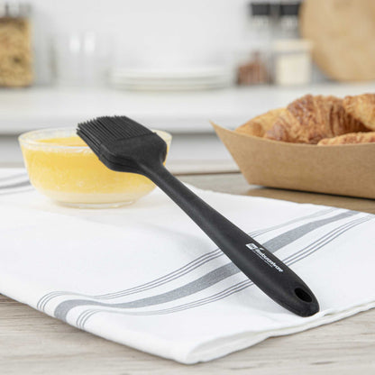 Chef 101 Black Silicone Pastry and Basting Brush - 10 1/4" x 1 3/4" x 3/4" - 1 count box