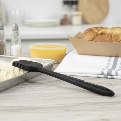 Chef 101 Black Silicone Pastry and Basting Brush - 10 1/4" x 1 3/4" x 3/4" - 1 count box