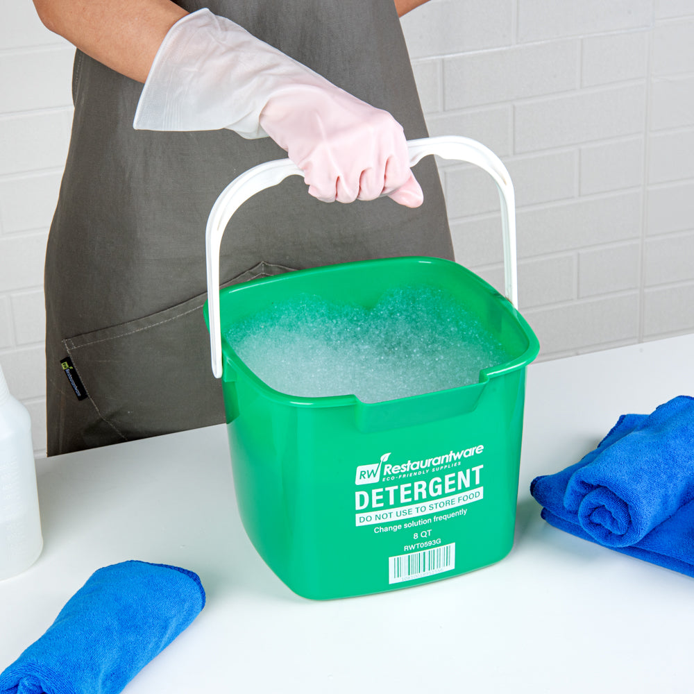RW Clean 8 Qt Square Green Plastic Cleaning Bucket - with Plastic Handle - 9 3/4" x 9 3/4" x 7 1/2" - 10 count box