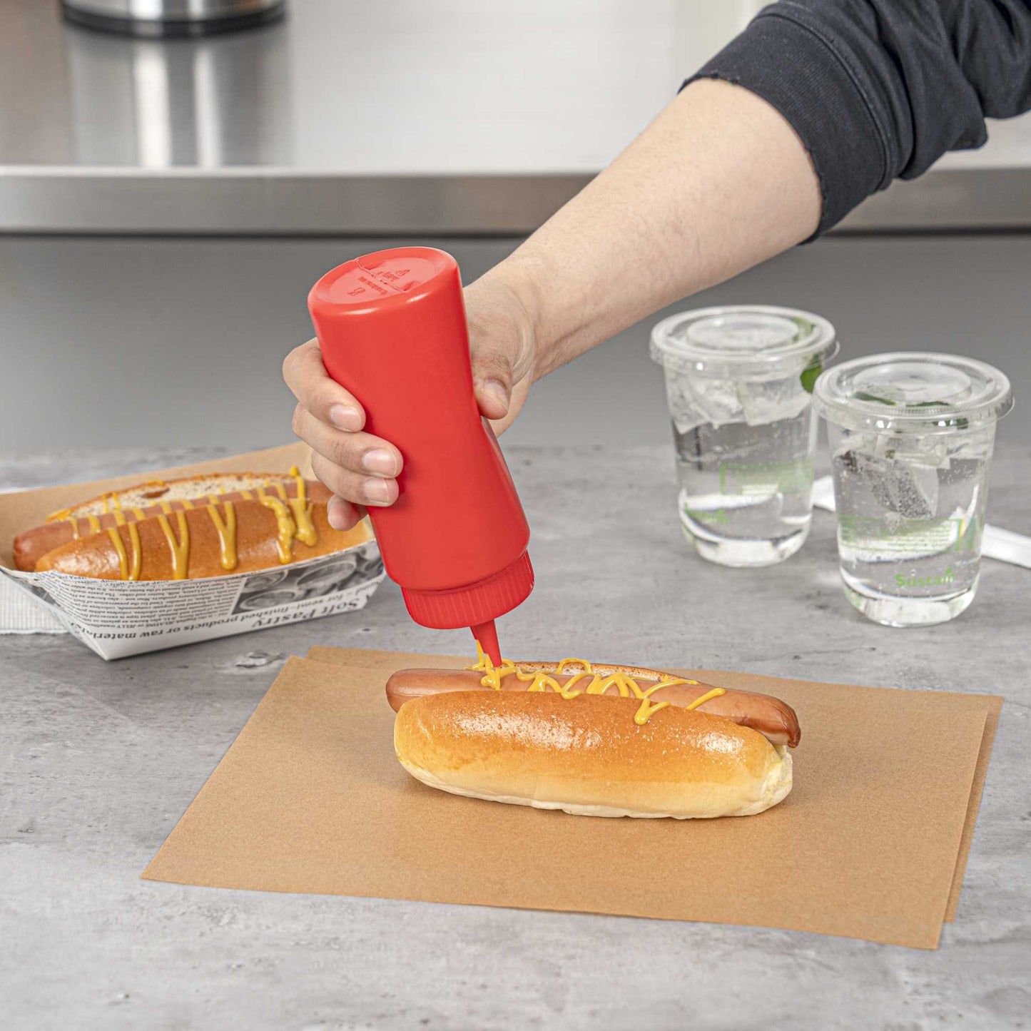 Sauce Tek 16 oz Red Plastic Ketchup Squeeze Bottle - with Triple Dispersion Tip - 6 count box