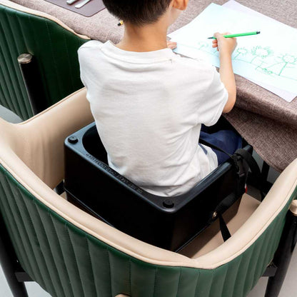 Table Tek Black Plastic Booster Seat - Dual Height, with Strap - 12 1/2" x 8 3/4" - 1 count box