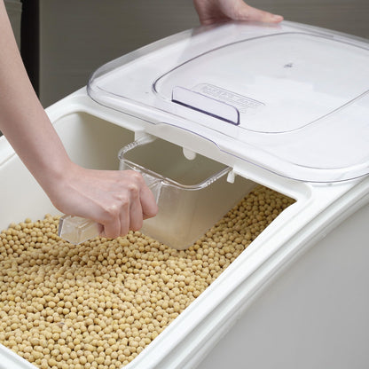 Met Lux 27 gal Rectangle White Mobile Ingredient Bin - with Lid - 29 1/2" x 15 1/2" x 28" - 1 count box