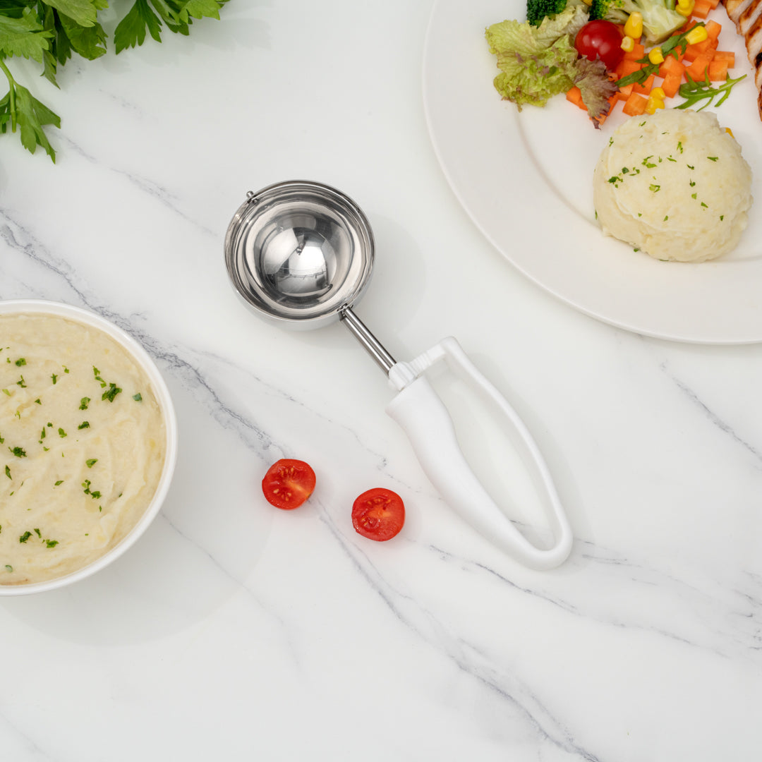 Comfy Grip 4.66 oz Stainless Steel #6 Portion Scoop - with White Ambidextrous Handle - 1 count box