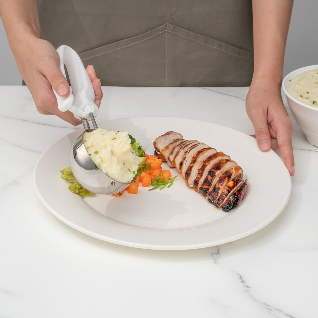Comfy Grip 4.66 oz Stainless Steel #6 Portion Scoop - with White Ambidextrous Handle - 1 count box