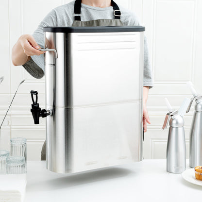 Bev Tek 5 gal Silver 13/0 Stainless Steel Iced Tea Dispenser - 16 1/2" x 6 3/4" x 20 3/4" - 1 count box