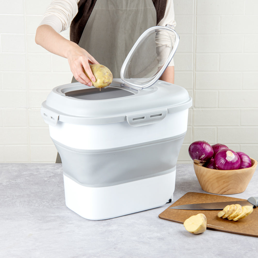 Chef 101 Gray Plastic Collapsible Storage Container - 17 3/4" x 13" x 14 3/4" - 1 count box