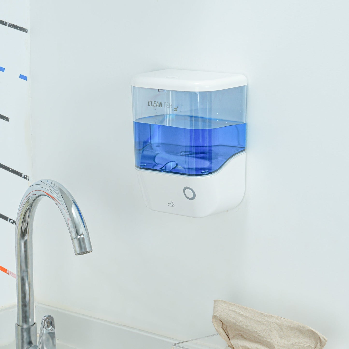 Clean Tek Professional 34 oz Arctic Blue Automatic Soap Dispenser - for Liquid Soap - 1 count box