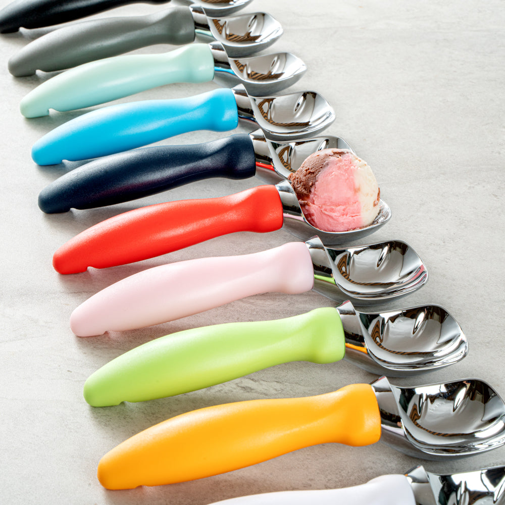 Comfy Grip Red Metal Ice Cream Scoop - 7 3/4" x 2" x 1 3/4" - 1 count box