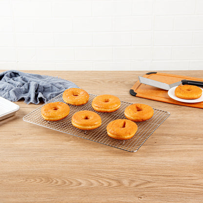 Met Lux Stainless Steel Footed Wire Cooling Rack - For Half Size Sheet Pan - 11 3/4 x 17" - 1 count box