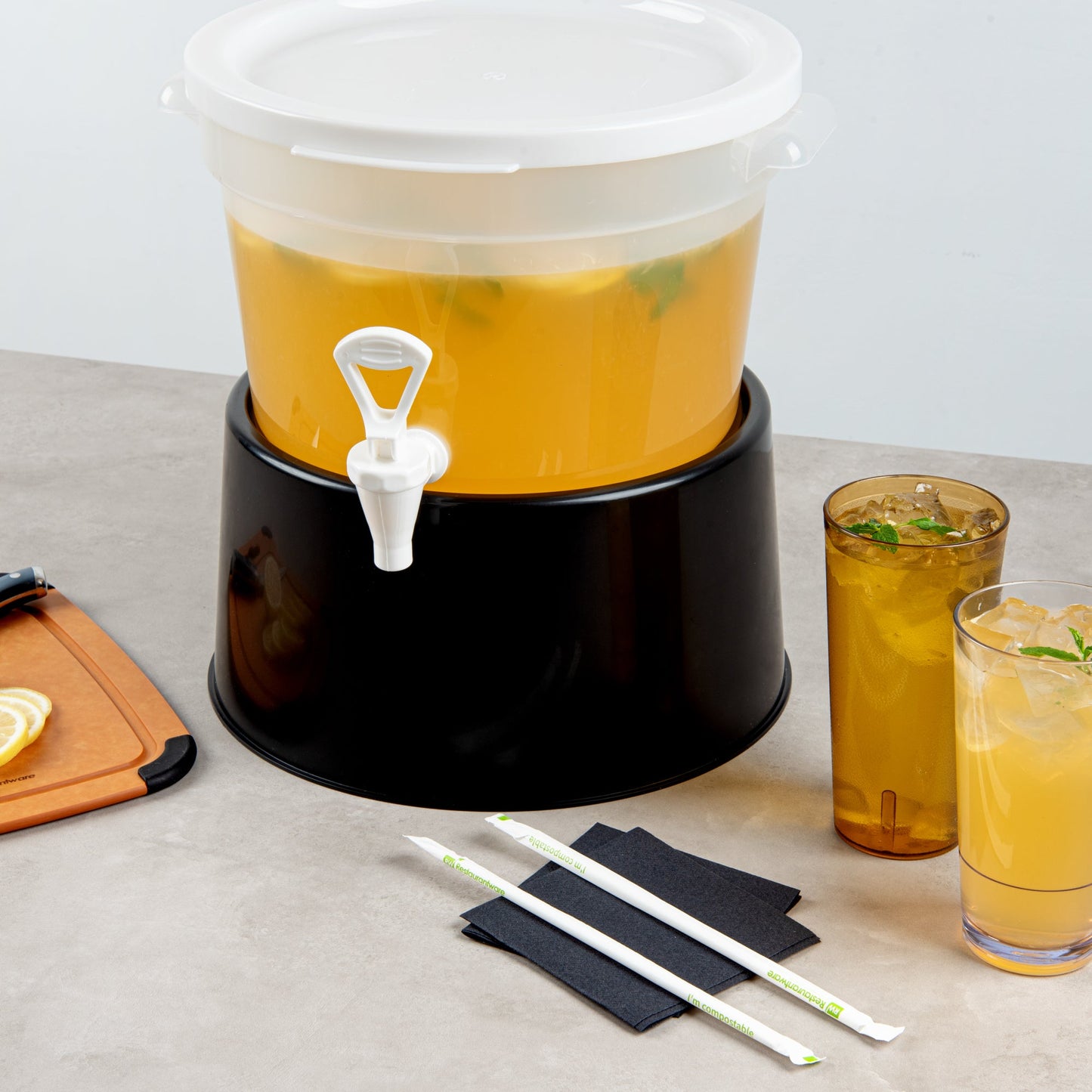 Bev Tek Round Black Plastic Beverage Dispenser Base - For 3 and 6 gal Dispenser - 10 1/2" x 10 1/2" x 6 1/2" - 4 count box