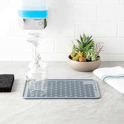 Comfy Grip Rectangle Gray Silicone Dish Drying Mat - 11 3/4" x 7 3/4" x 1/4" - 1 count box