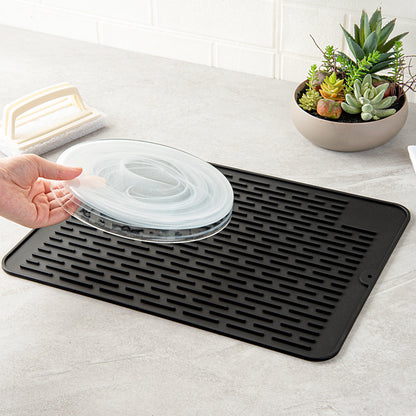Comfy Grip Rectangle Black Silicone Dish Drying Mat - 15 3/4" x 11 3/4" - 1 count box