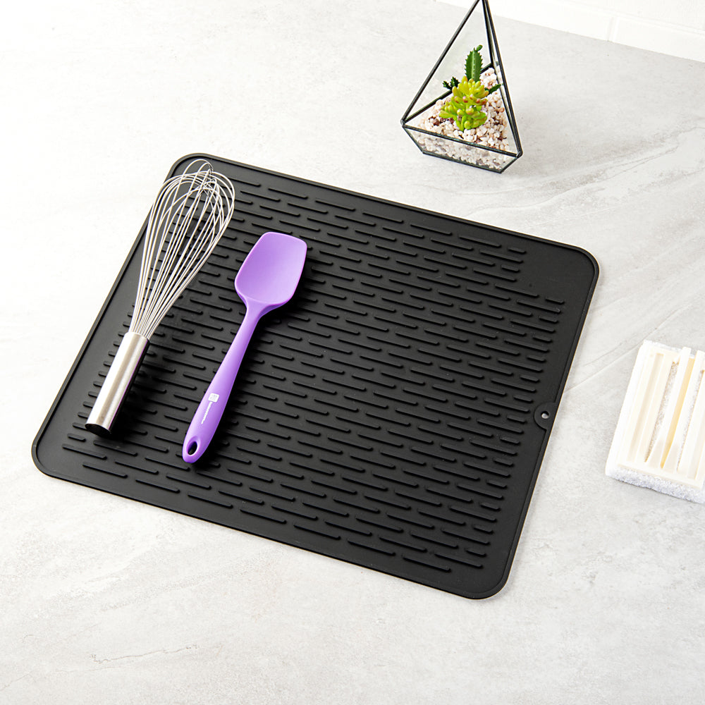 Comfy Grip Rectangle Black Silicone Dish Drying Mat - 17 3/4" x 15 3/4" - 1 count box