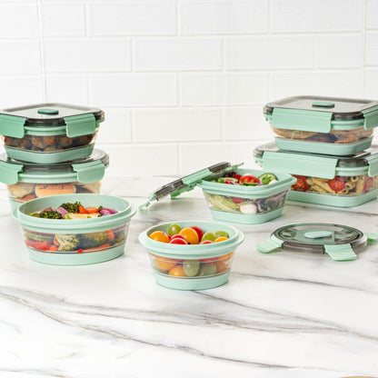 Fresh Hero 14 oz Green Plastic Airtight Food Storage Container - with Vented Lid, Collapsible - 5 1/2" x 5 1/2" x 2 3/4" - 20 count box