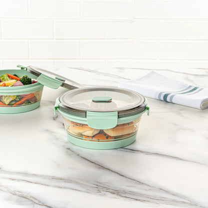 Fresh Hero 34 oz Green Plastic Airtight Food Storage Container - with Vented Lid, Collapsible - 7 1/4" x 7 1/4" x 3" - 1 count box