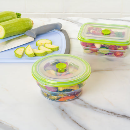 Fresh Hero 31 oz Green Silicone Airtight Food Storage Container - with Vented Lid, Collapsible - 7" x 7" x 3" - 1 count box