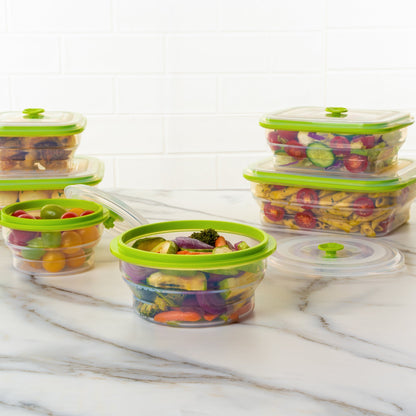 Fresh Hero 31 oz Green Silicone Airtight Food Storage Container - with Vented Lid, Collapsible - 7" x 7" x 3" - 1 count box