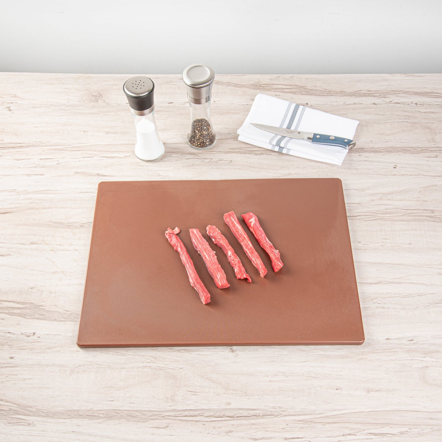 Chef 101 Brown Plastic Cutting Board - 20" x 15" - 10 count box
