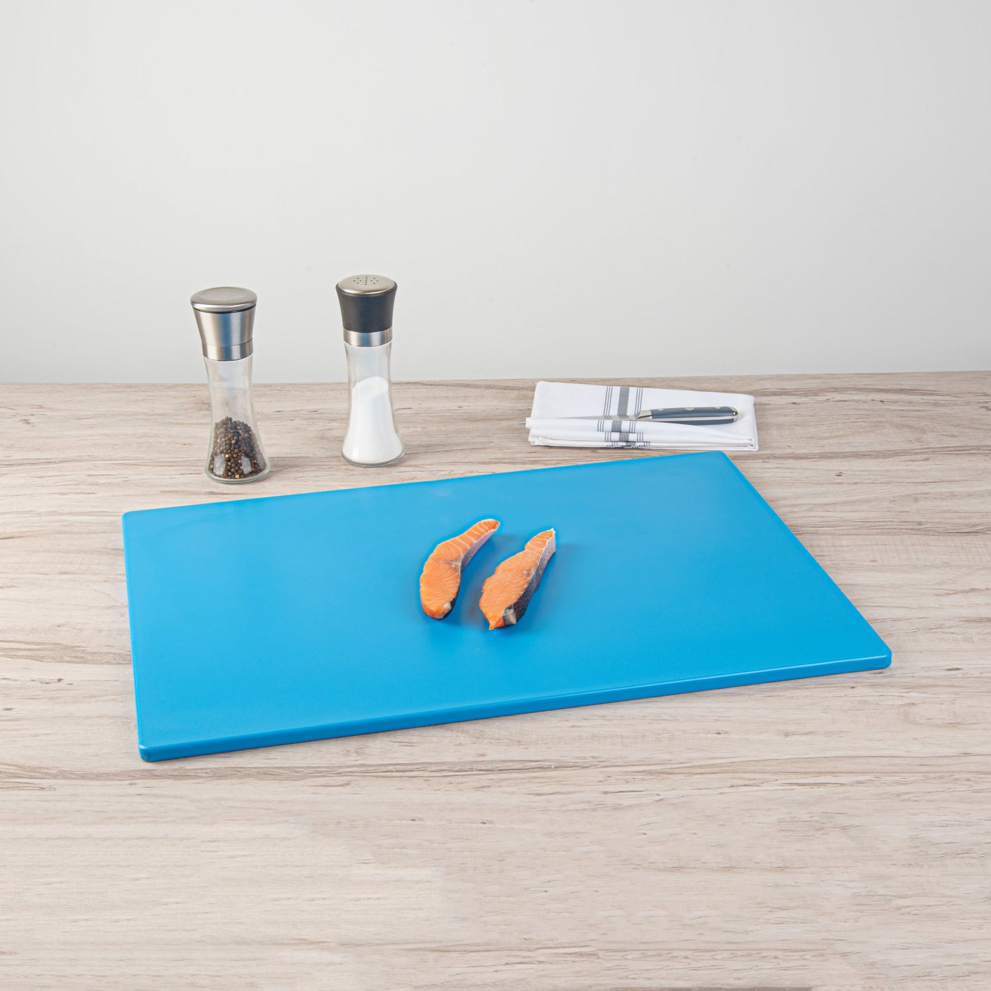 Chef 101 Blue Plastic Cutting Board - 24" x 18" - 1 count box