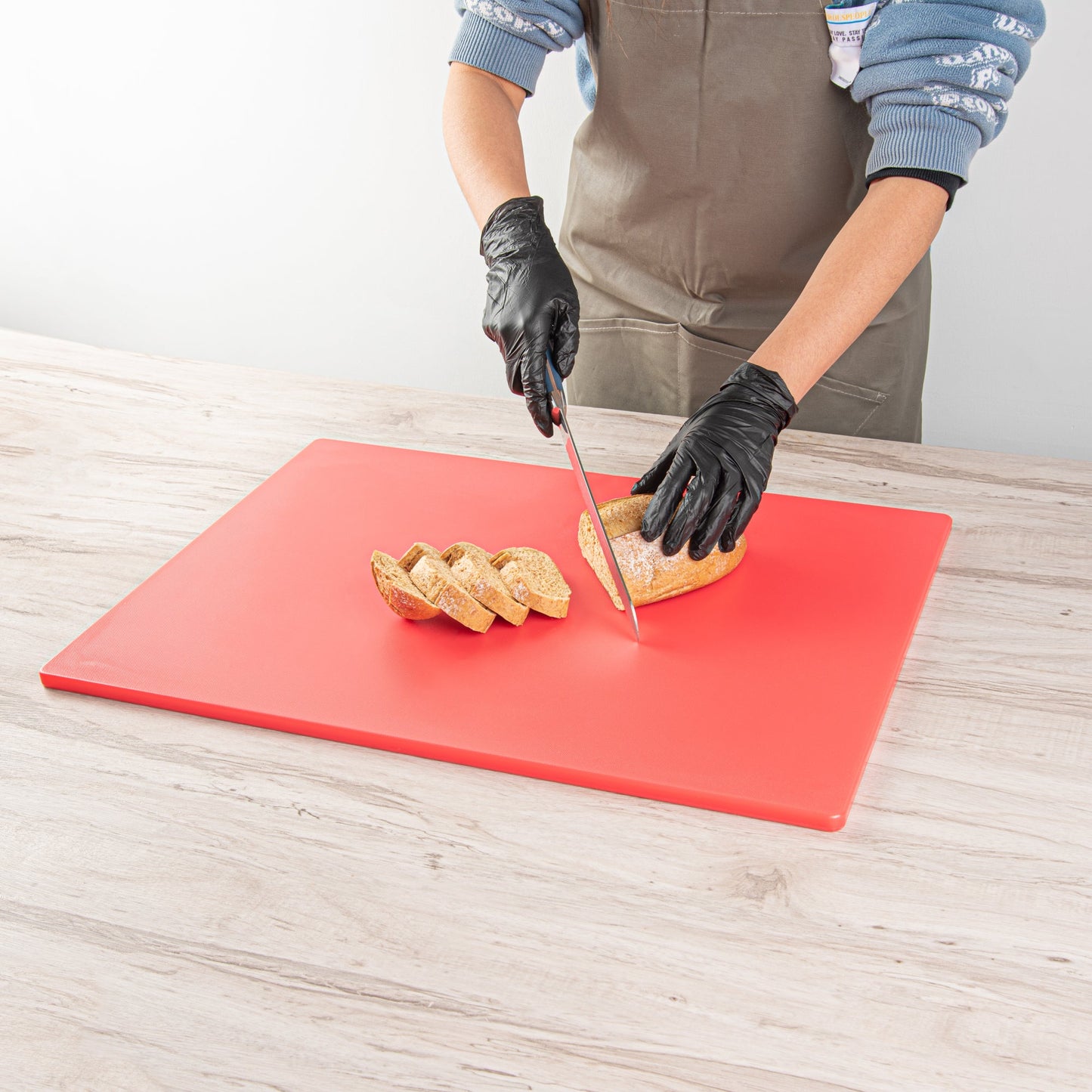 Chef 101 Red Plastic Cutting Board - 24" x 18" - 10 count box