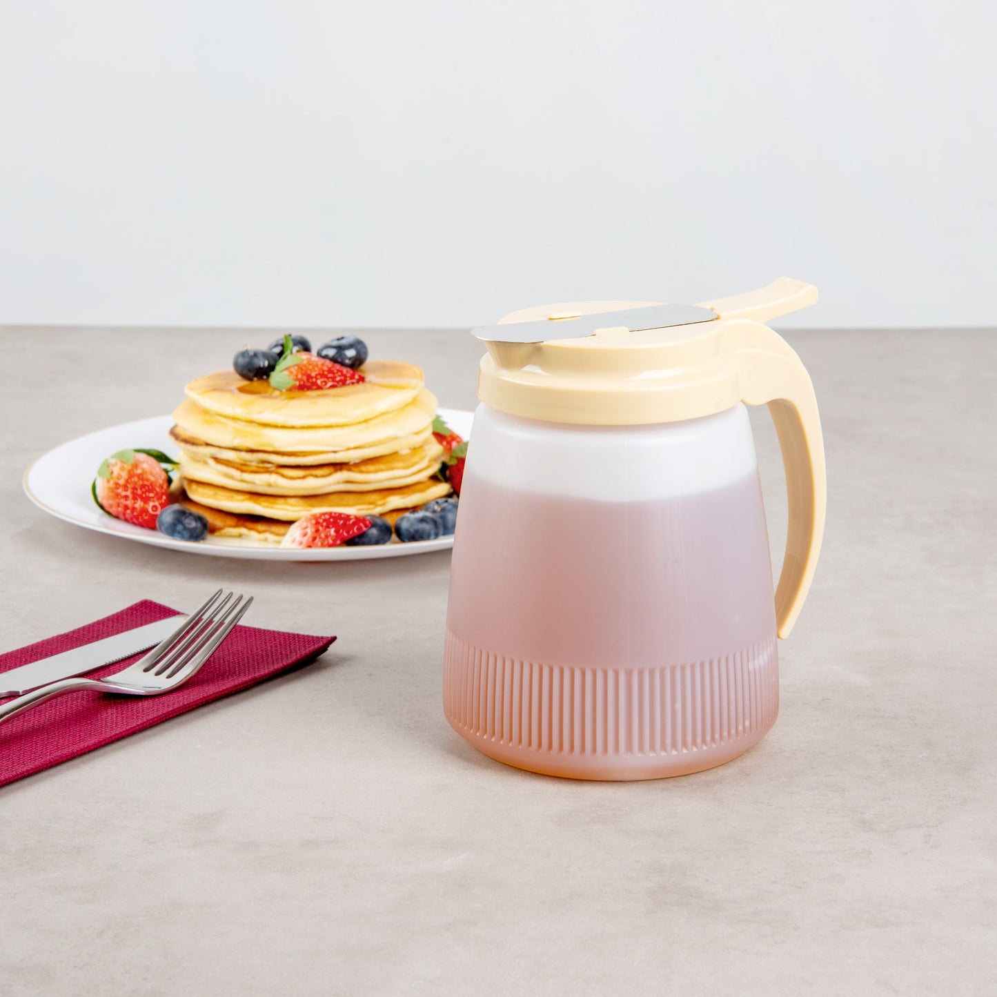 Chef 101 32 oz Beige Plastic All Purpose / Syrup Dispenser - 5 1/2" x 4 1/2" x 5 3/4" - 1 count box