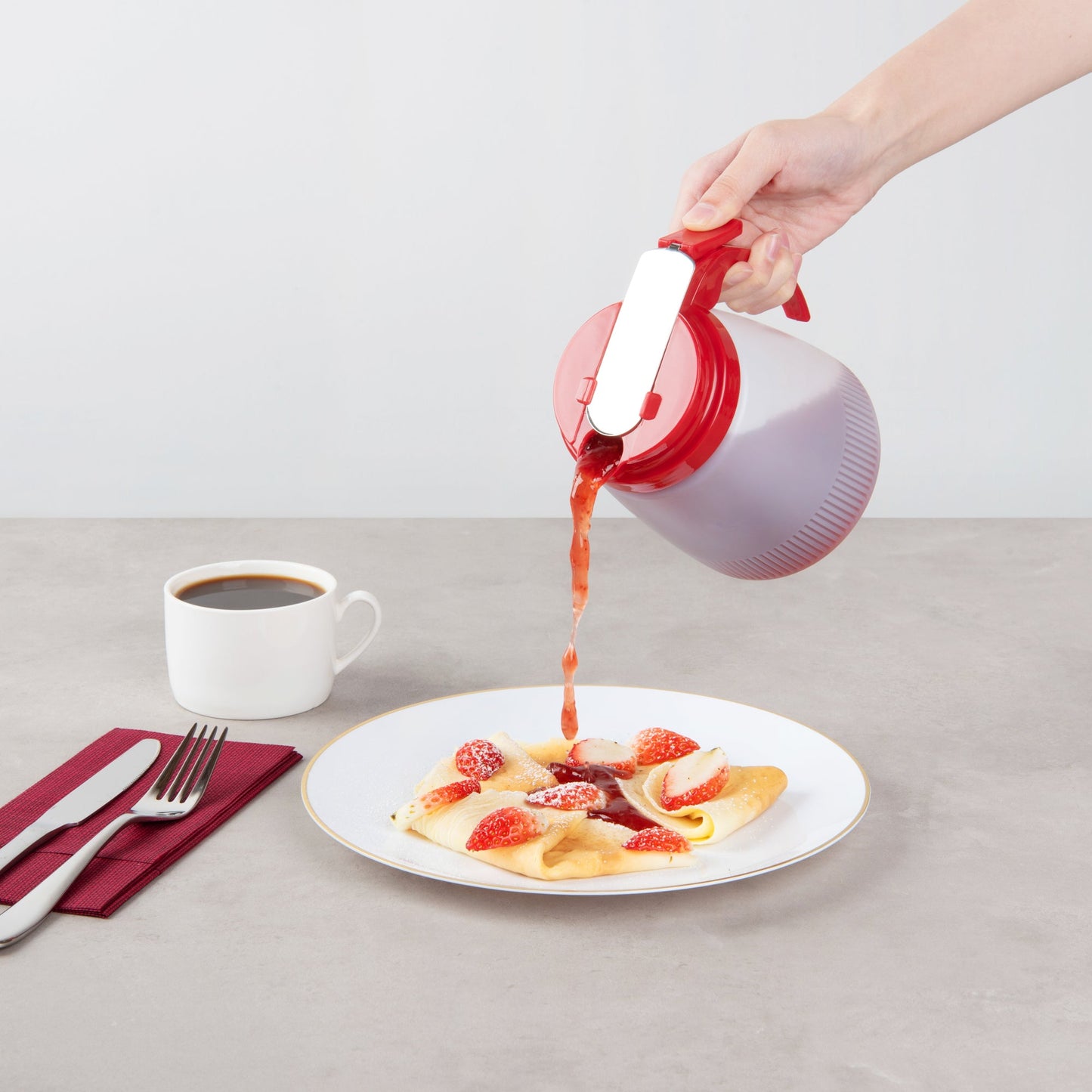 Chef 101 32 oz Red Plastic All Purpose / Syrup Dispenser - 5 1/2" x 4 1/2" x 5 3/4" - 10 count box